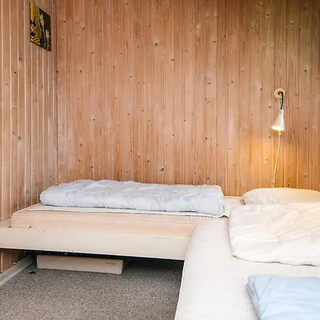 4 Person In Oksbol-by Traum